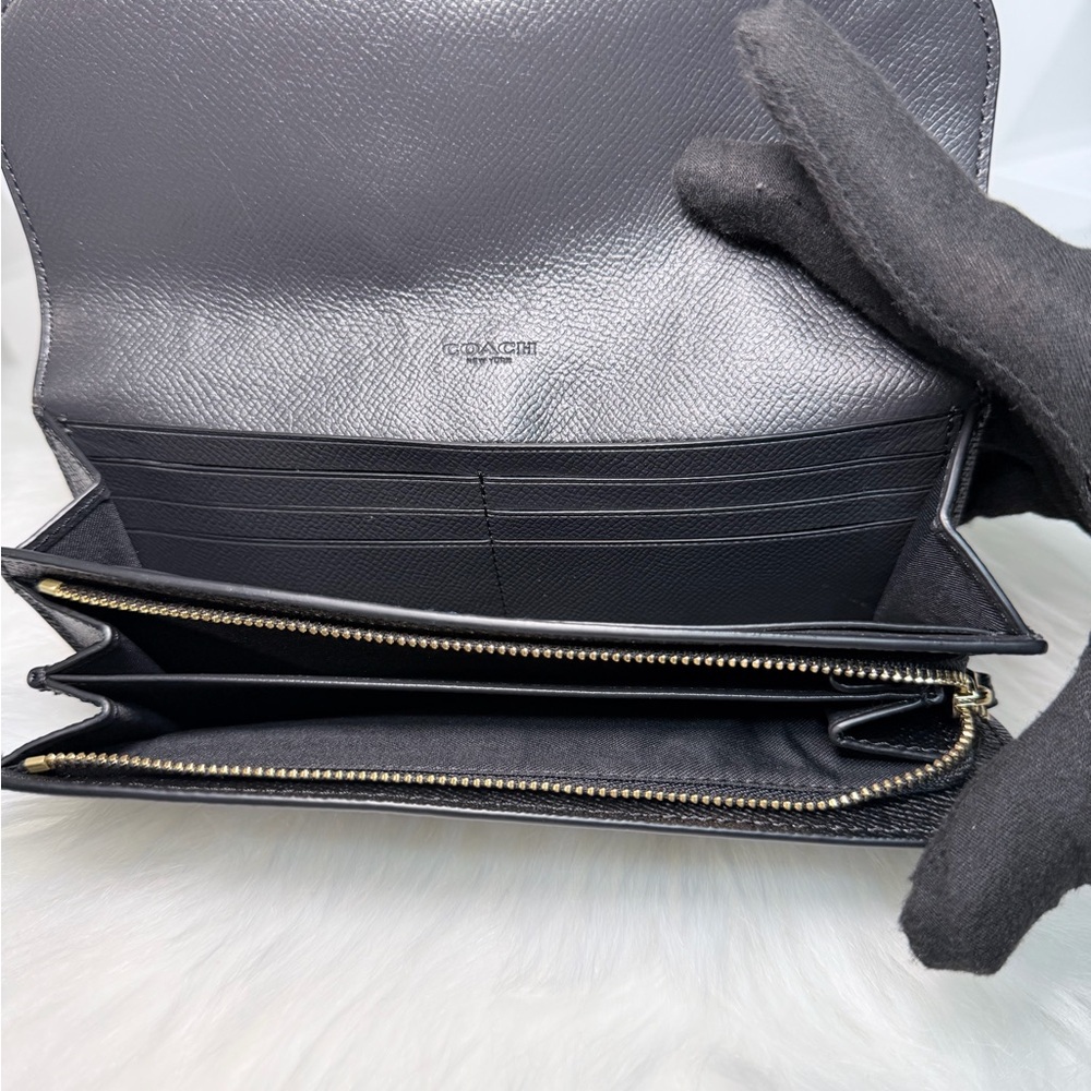 Coach Black Textured Leather Continental Clutch Wallet with Gold Logo - Picture 8 of 12